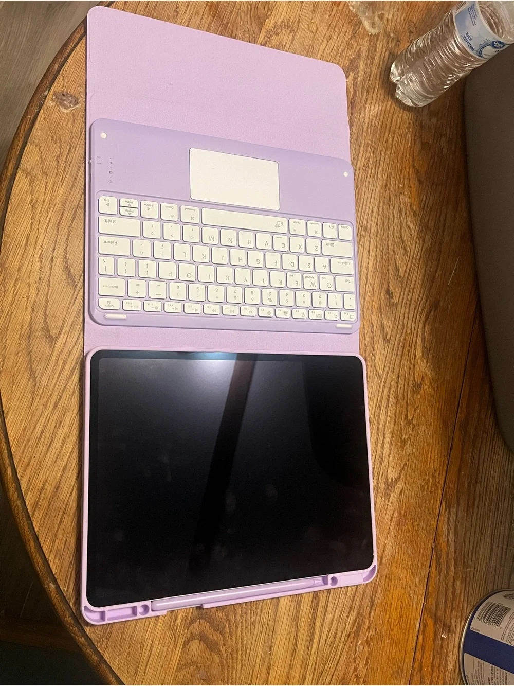 iPad Air 13 inch (M3) matching keyboard stylus and case